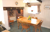 Self catering holiday cottage near Dorset Coast